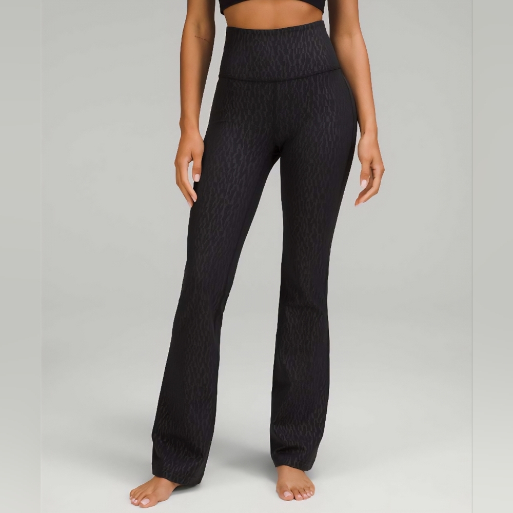 Lululemon Groove Super-High-Rise Flared Pant *Nulu